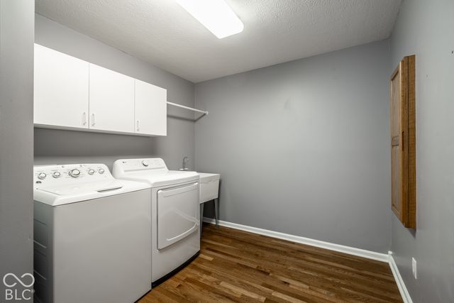 3634 N Hunters Court, Greenfield, IN 46140