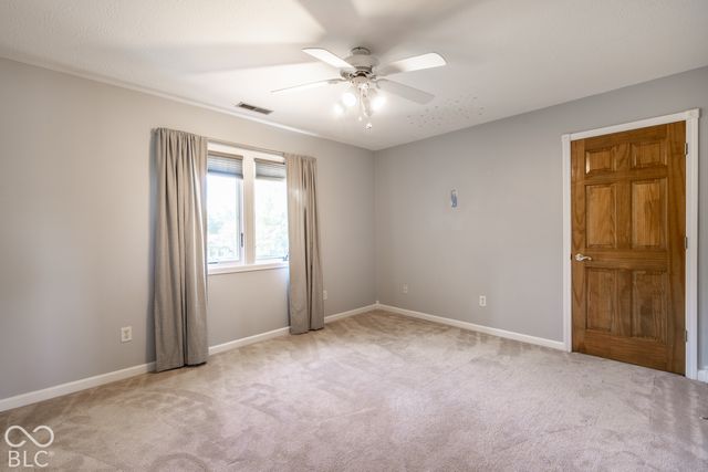 3634 N Hunters Court, Greenfield, IN 46140