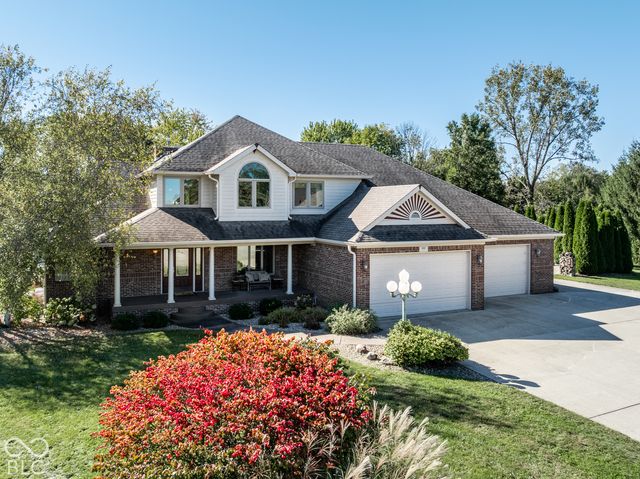 3634 N Hunters Court, Greenfield, IN 46140