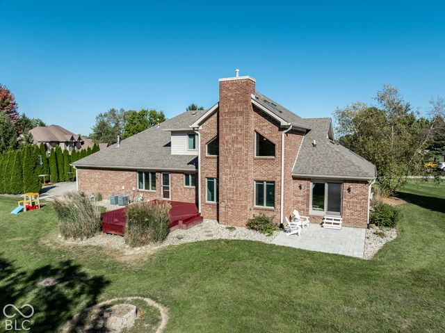 3634 N Hunters Court, Greenfield, IN 46140