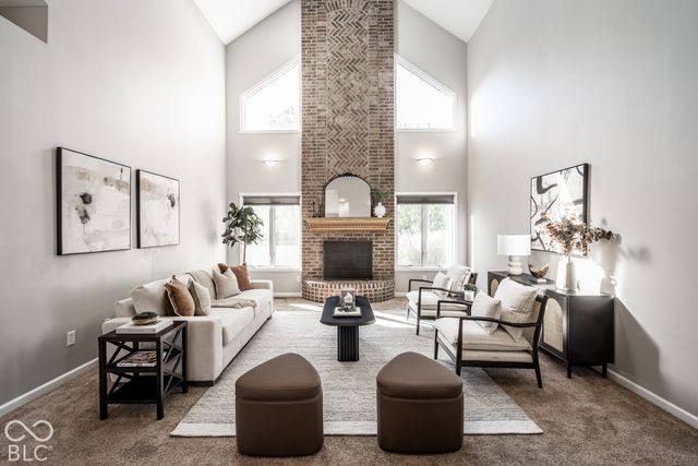 3634 N Hunters Court, Greenfield, IN 46140