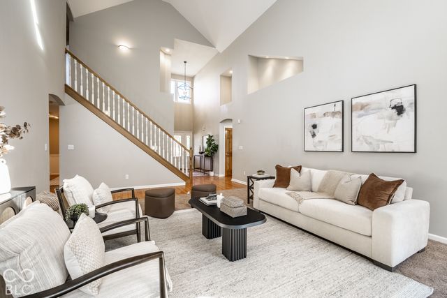 3634 N Hunters Court, Greenfield, IN 46140