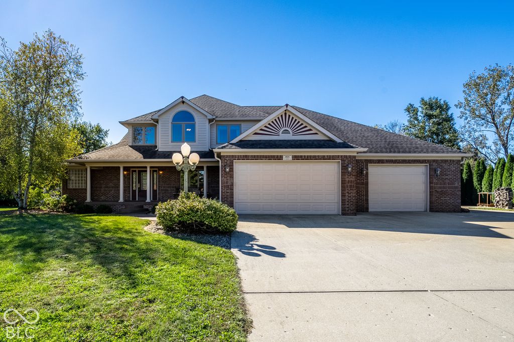 3634 N Hunters Court, Greenfield, IN 46140