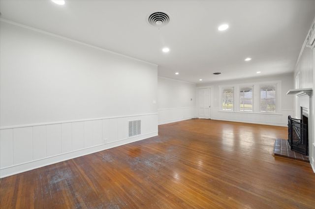 1100 Governors Drive, Corsicana, TX 75110