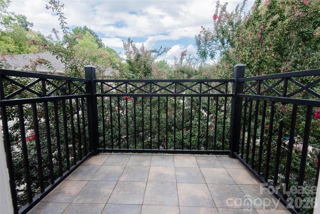 4915 Park Road F, Charlotte, NC 28209
