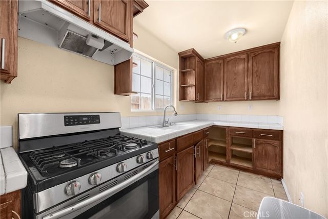 2031 E Spaulding Way, Long Beach, CA 90804
