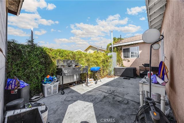 2031 E Spaulding Way, Long Beach, CA 90804