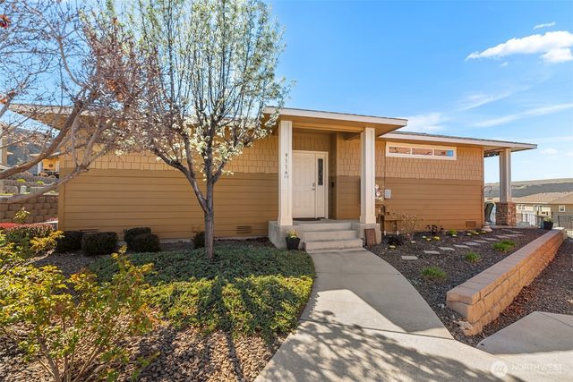 9116 Red Hawk Lane NW, Quincy, WA 98848