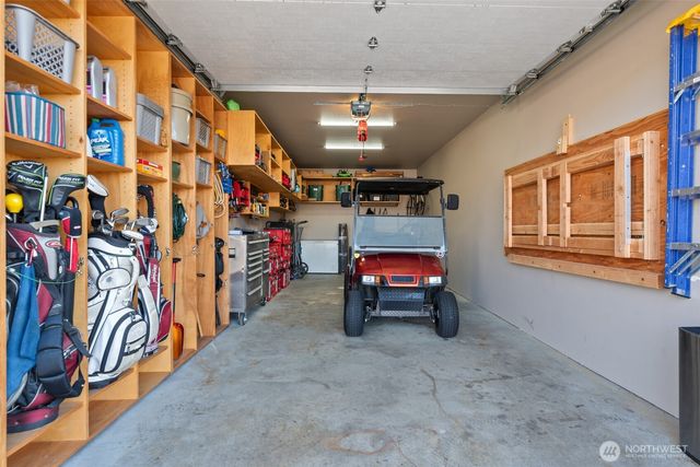 9116 Red Hawk Lane NW, Quincy, WA 98848