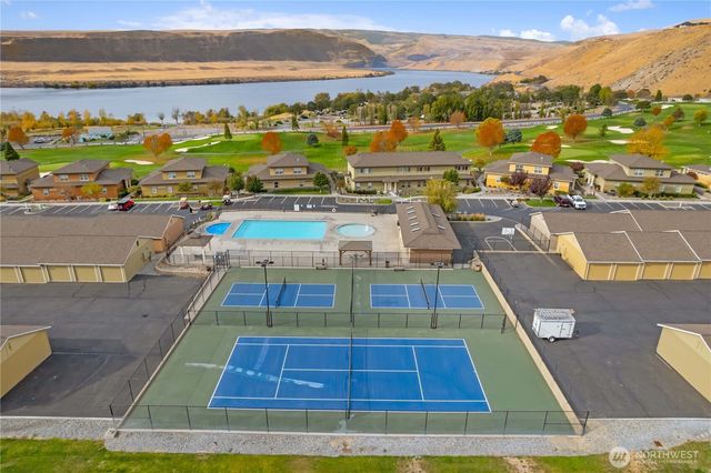 9116 Red Hawk Lane NW, Quincy, WA 98848