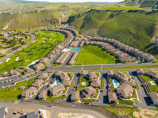 9116 Red Hawk Lane NW, Quincy, WA 98848