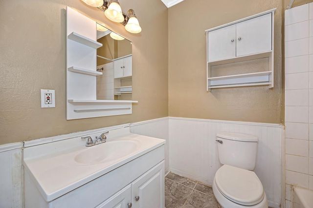 2224 17th St, Sacramento, CA 95818