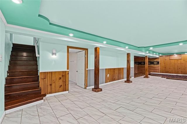 1135 Kostka Lane, Florissant, MO 63031
