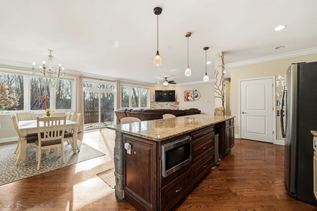 388 Preserve Lane, Wood Dale, IL 60191