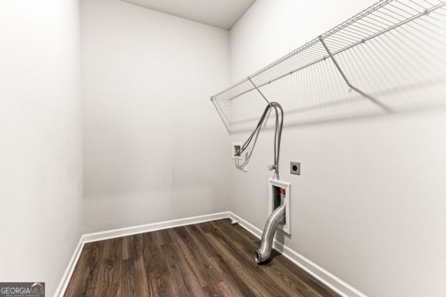 624 Fenwick Park Drive, Lawrenceville, GA 30045