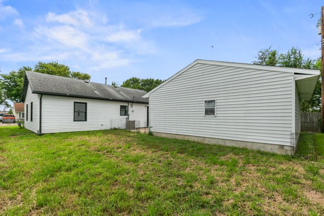 1318 LINDWOOD Drive, Carter Lake, IA 51510