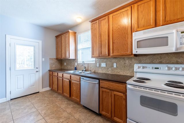 11510 Alcott Drive, Montgomery, TX 77356