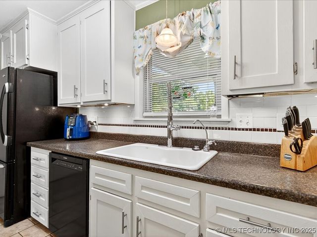 1801 Arbor Drive, Bartlesville, OK 74006