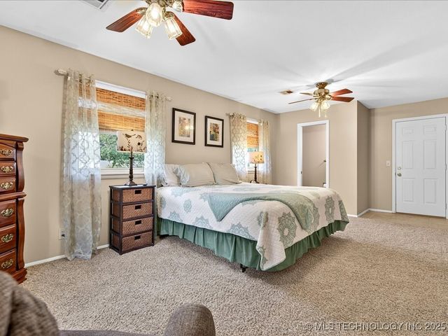 1801 Arbor Drive, Bartlesville, OK 74006