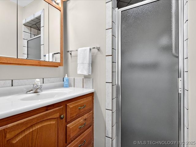 1801 Arbor Drive, Bartlesville, OK 74006