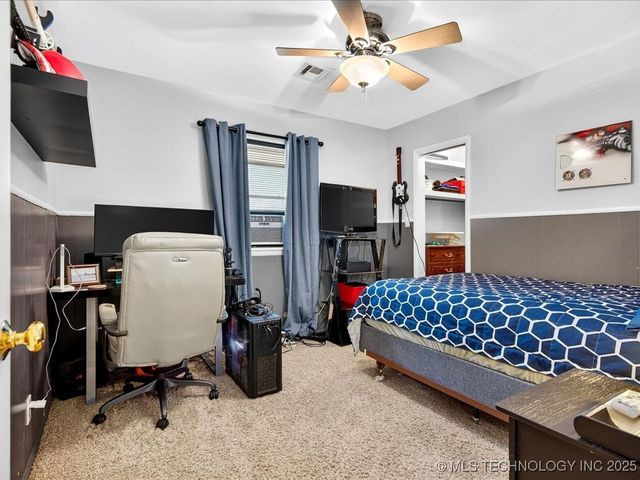 1801 Arbor Drive, Bartlesville, OK 74006