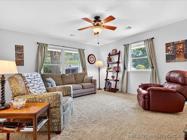 1801 Arbor Drive, Bartlesville, OK 74006