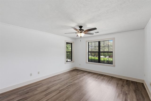 511 W Val Verde Street, Brenham, TX 77833