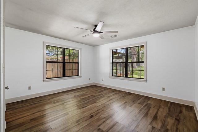 511 W Val Verde Street, Brenham, TX 77833