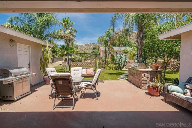 26152 Bellemore Dr, Ramona, CA 92065