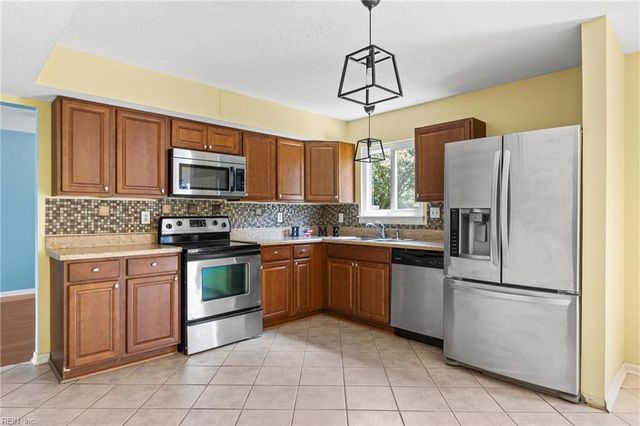 3301 Waterman RD, Virginia Beach, VA 23452