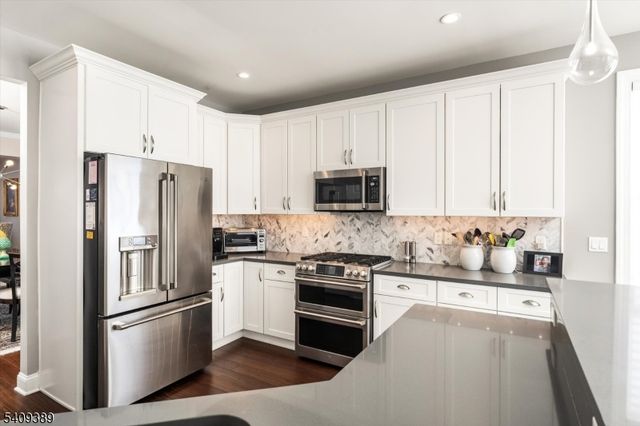 43 Kline Rd, Hillsborough Twp., NJ 08844