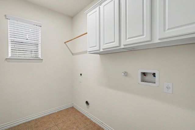 2419 Spoonbill Drive, League City, TX 77573
