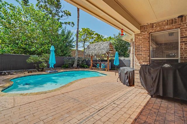 2419 Spoonbill Drive, League City, TX 77573