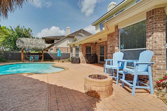 2419 Spoonbill Drive, League City, TX 77573