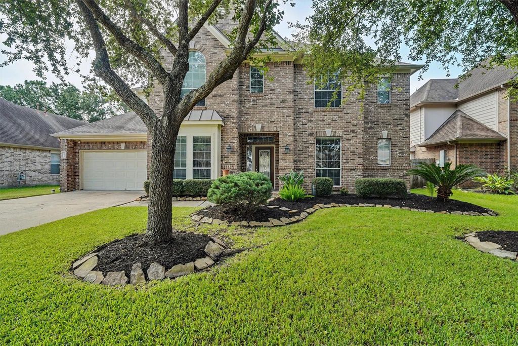 2419 Spoonbill Drive, League City, TX 77573
