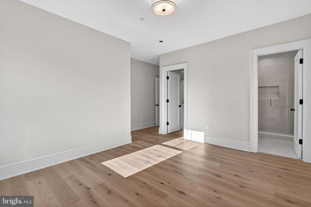8722 EWING DR, Bethesda, MD 20817