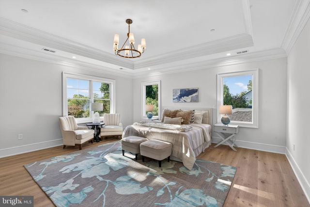 8722 EWING DR, Bethesda, MD 20817