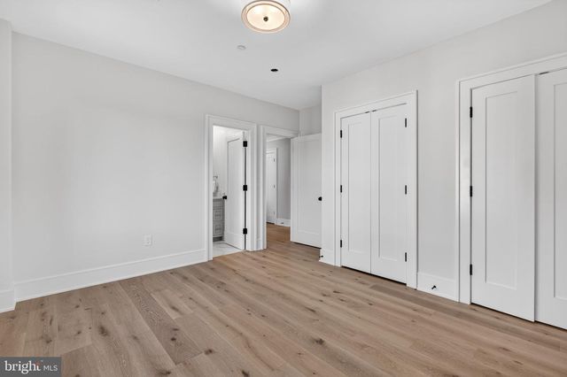 8722 EWING DR, Bethesda, MD 20817