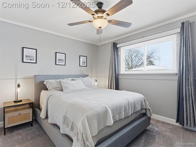 25300 Loretta Avenue, Warren, MI 48091