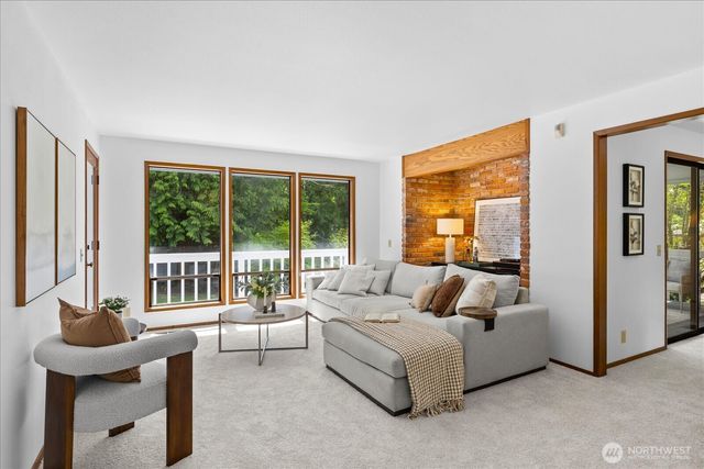 409 NW 162nd Street, Shoreline, WA 98177