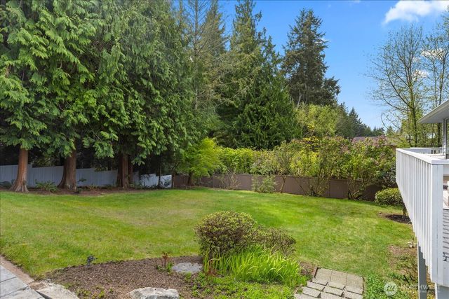 409 NW 162nd Street, Shoreline, WA 98177