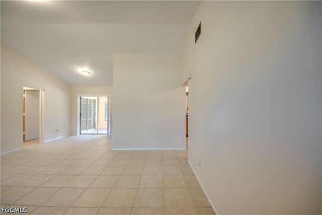 1315 SE 33rd TER, Cape Coral, FL 33904