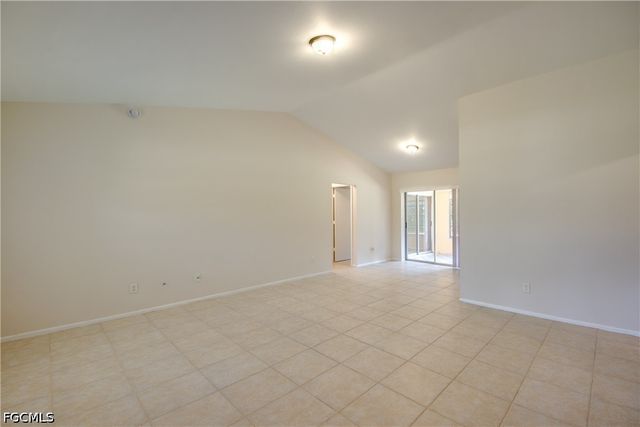 1315 SE 33rd TER, Cape Coral, FL 33904