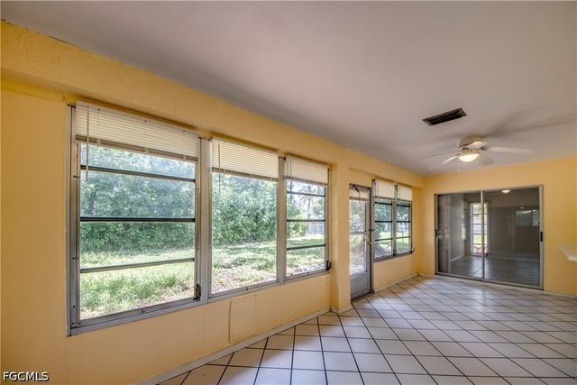 1315 SE 33rd TER, Cape Coral, FL 33904