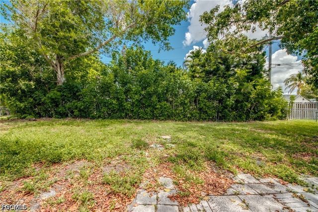 1315 SE 33rd TER, Cape Coral, FL 33904