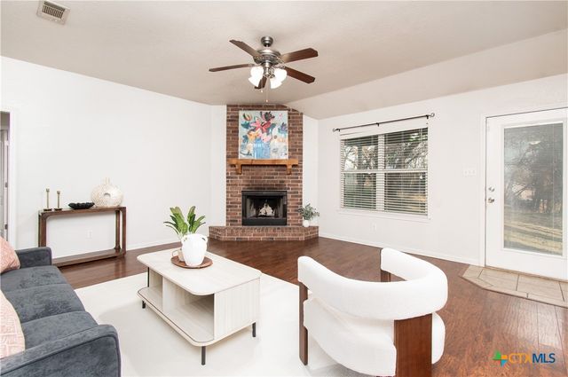 568 Morgans Point Road, Belton, TX 76513