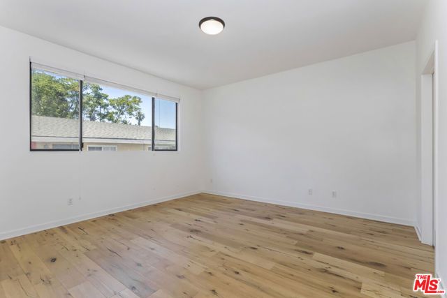 1427 Waterloo Street, Los Angeles, CA 90026