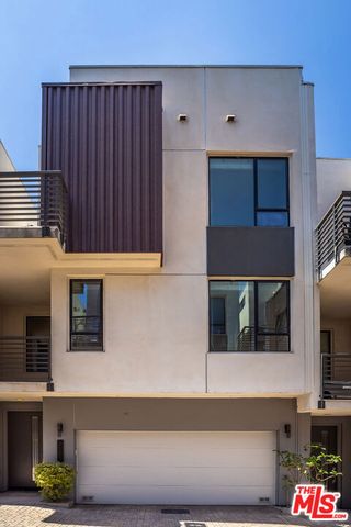 1427 Waterloo Street, Los Angeles, CA 90026