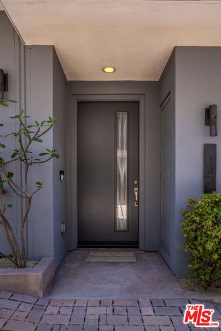 1427 Waterloo Street, Los Angeles, CA 90026