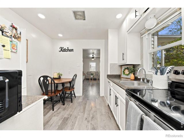 2439 10th Ave Ct, Greeley, CO 80631